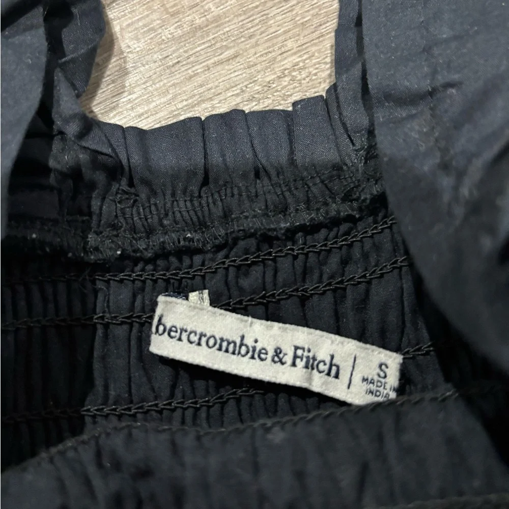 Abercrombie & Fitch Mini Smocked Bodice Tiered Black Dress - Picture 3 of 3